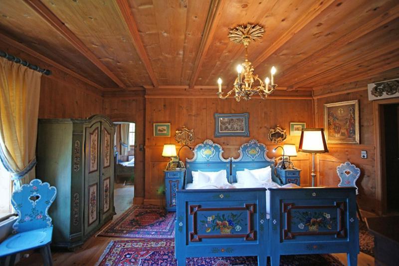 Schloss Hotel Fernsteinsee Nassereith Room photo