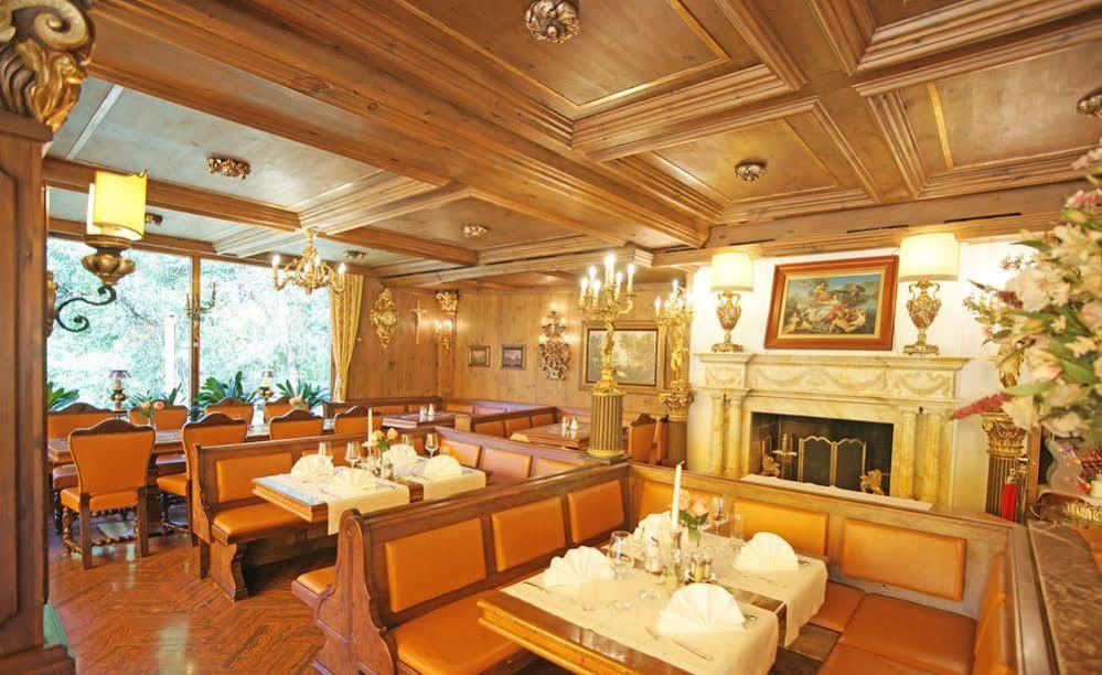 Schloss Hotel Fernsteinsee Nassereith Exterior photo